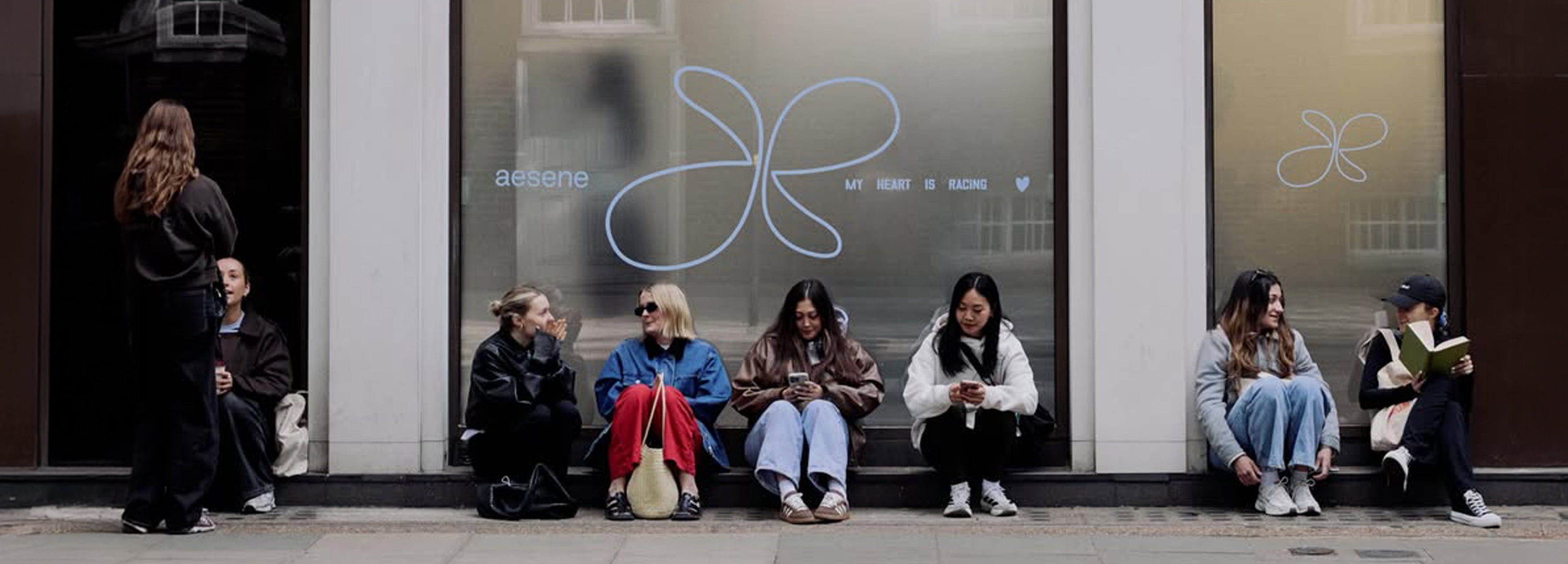 005 — LDN pop up shop